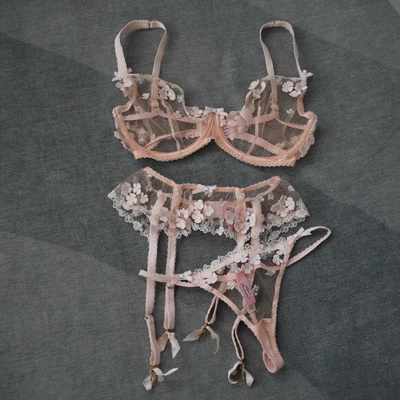 Agent Provocateur Peach + Blue Bethanie Full Cup Underwire Set 32E 32DDD 10E 70F - Picture 3 of 4